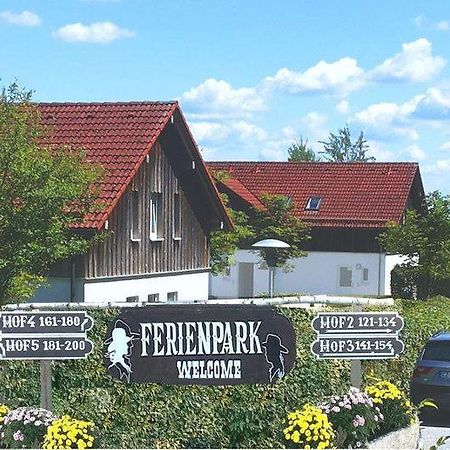 Ferienhaus Bayern Am Ferienpark Westerncity Eging Eksteriør bilde
